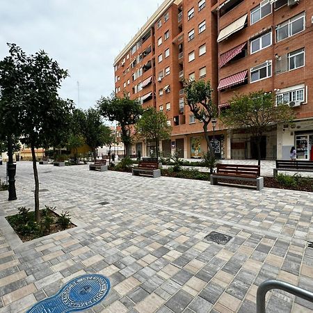 Moderno Apartamento Del Arquitecto Aparthotel Valencia Kültér fotó