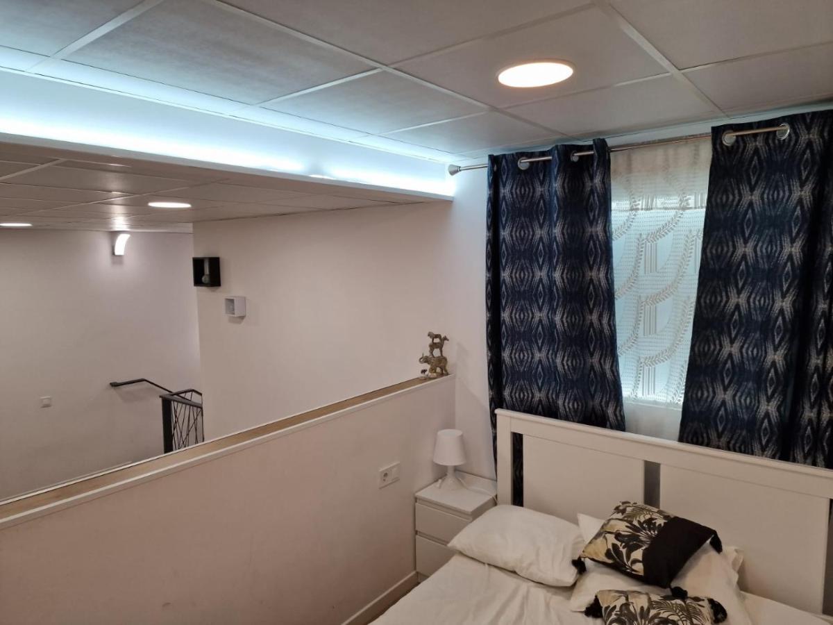 Moderno Apartamento Del Arquitecto Aparthotel Valencia Kültér fotó