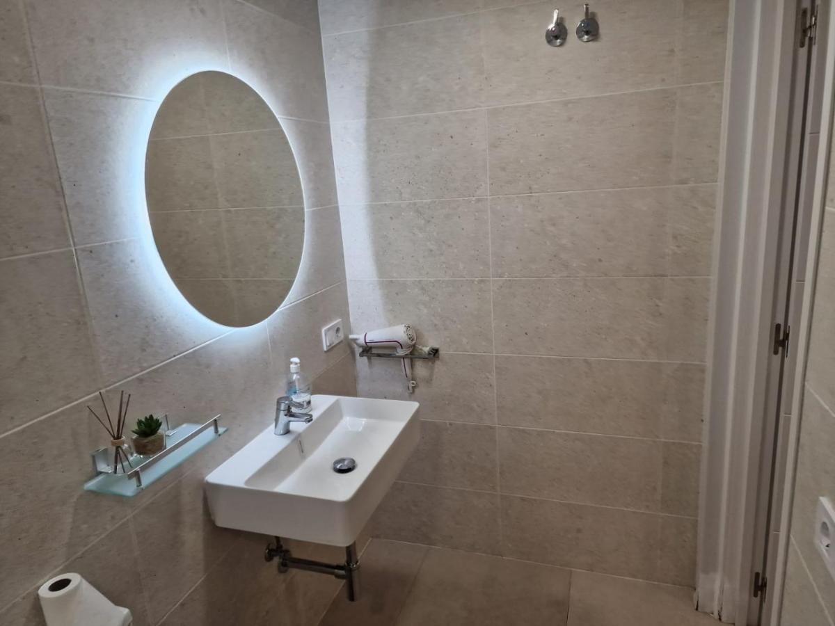 Moderno Apartamento Del Arquitecto Aparthotel Valencia Kültér fotó