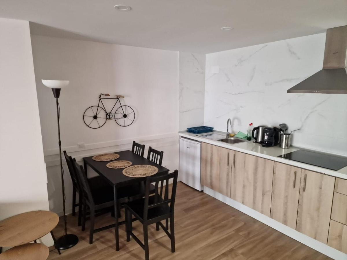 Moderno Apartamento Del Arquitecto Aparthotel Valencia Kültér fotó