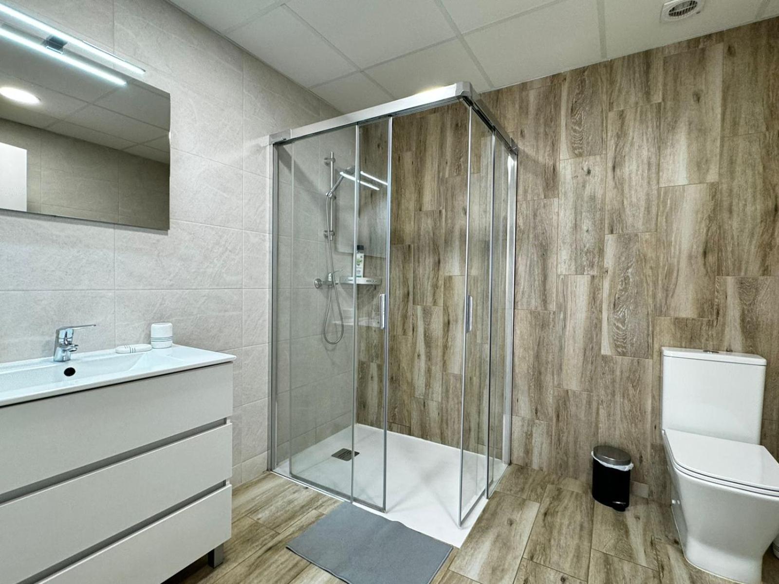 Moderno Apartamento Del Arquitecto Aparthotel Valencia Kültér fotó